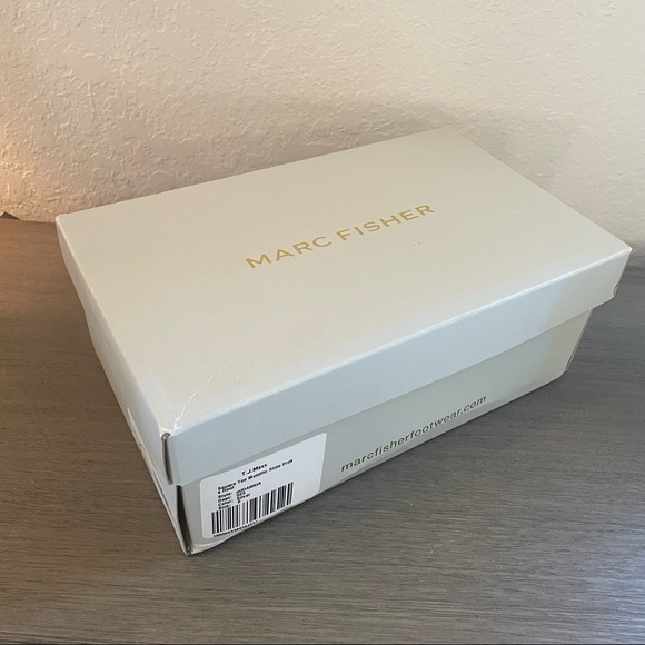 NWT Marc Fisher Danria Slip On Square Toe Silver Metallic Heels, Size 6 - Picture 10 of 10